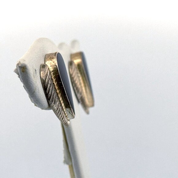 Estate Sterling Silver 925 ND Black Onyx Modernist Ribbed Heart Stud Earrings - Picture 2 of 8